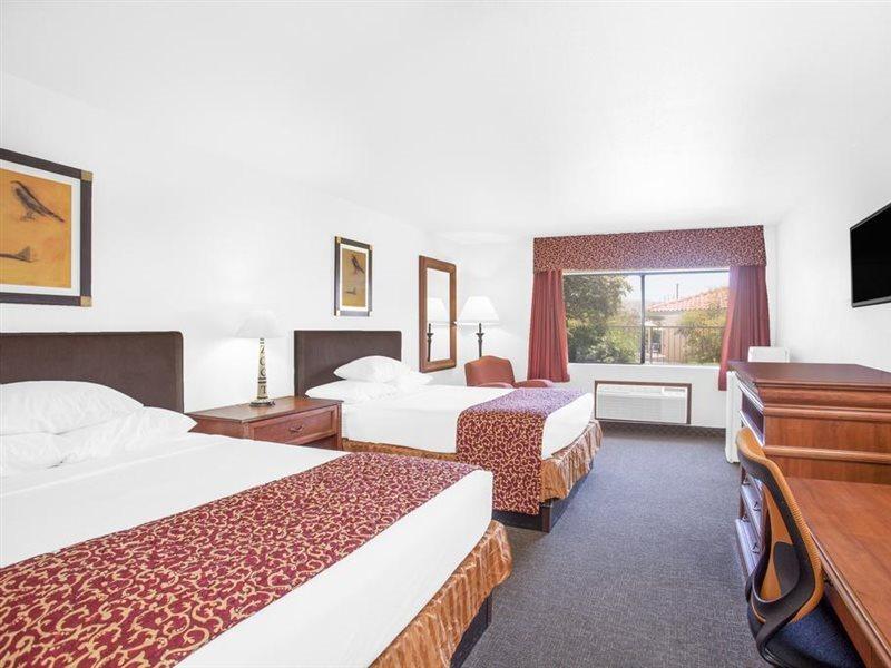 Ramada By Wyndham Barstow Hotel Eksteriør billede
